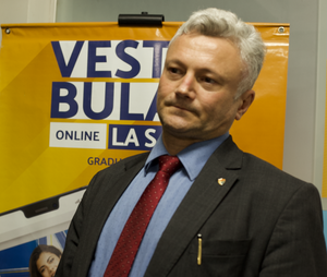 file-6379841